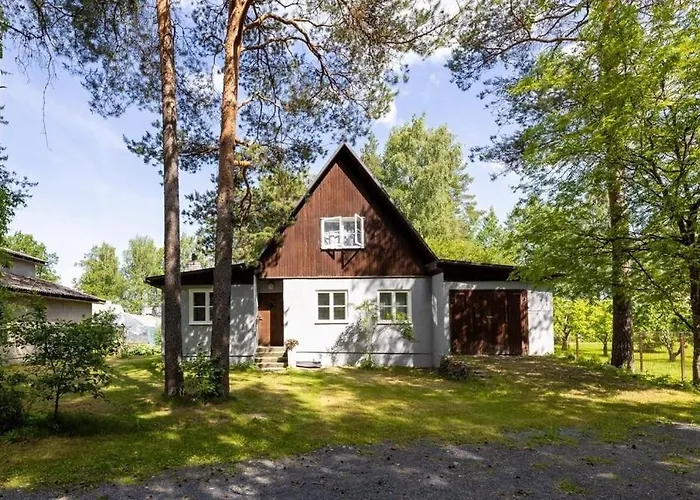 Tueri Holiday Home, A Simple House photo