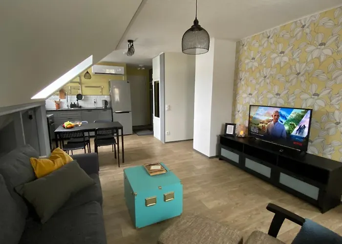 Penthouse In Kohila Apartment photo