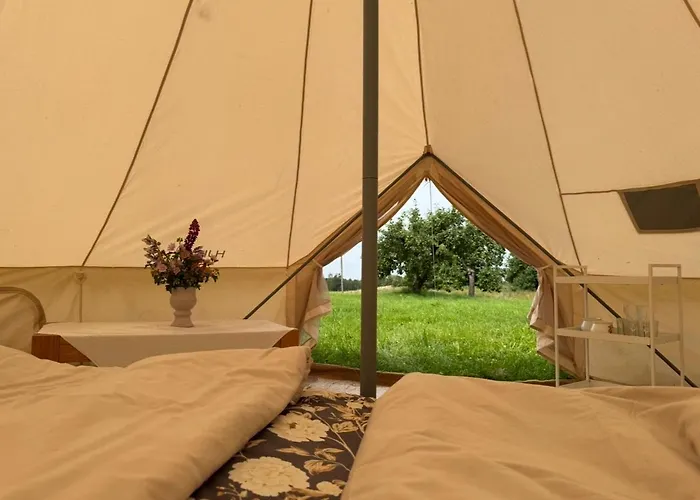Vallimaee Glamping Otepaeae Magestiku photo